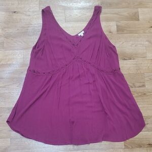 Eyeshadow Sleeveless Burgundy Tank Top